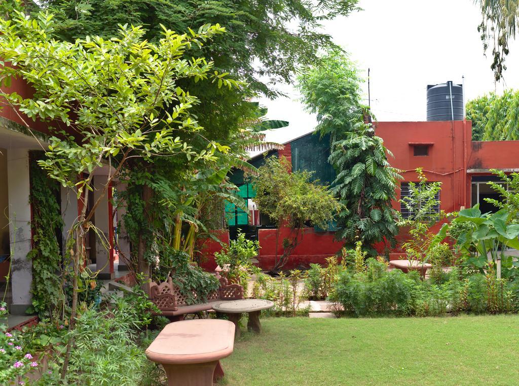 Jungle Lodge Bharatpur Exterior photo